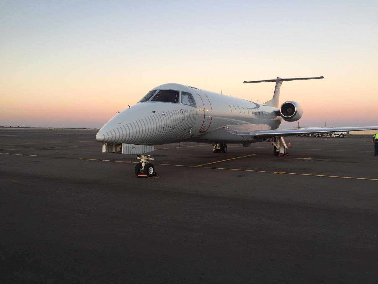 2006 Embraer Legacy 600 — photo 2