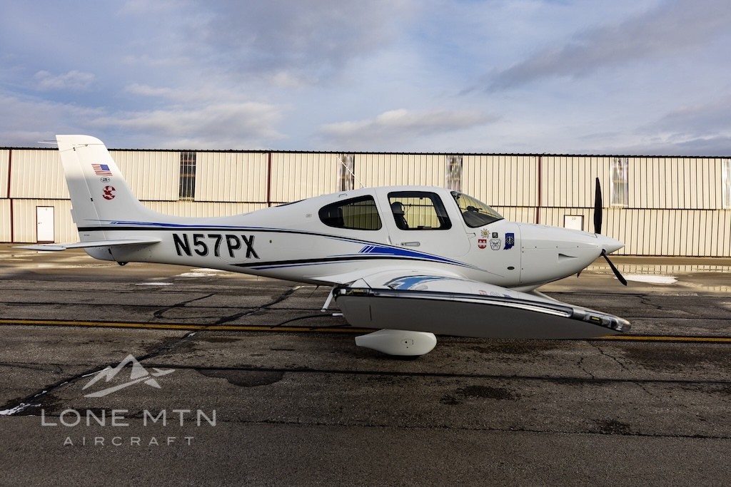 2021 Cirrus SR20 — photo 2