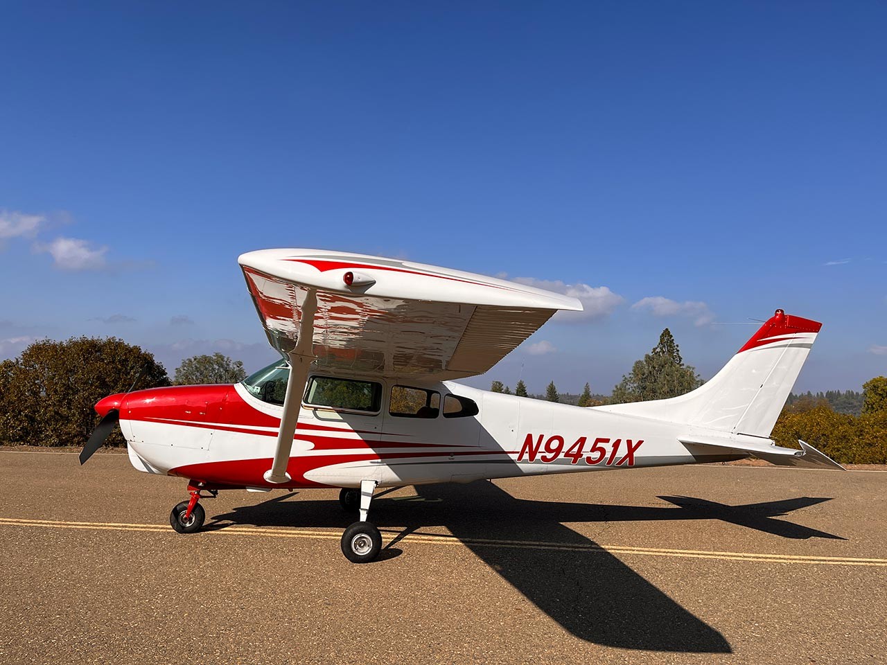 1960 Cessna 210 — photo 1