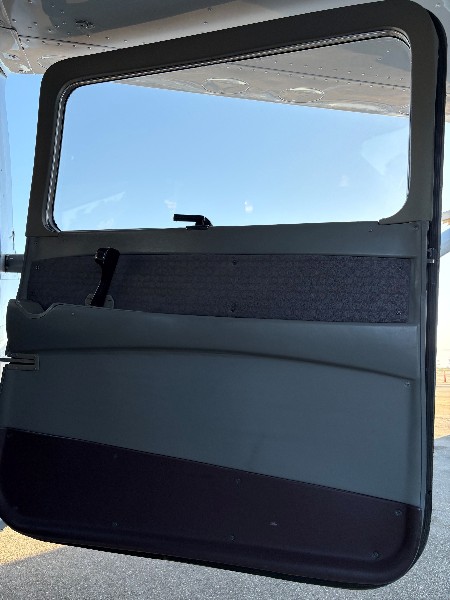1998 Cessna 182S Skylane, photo 12