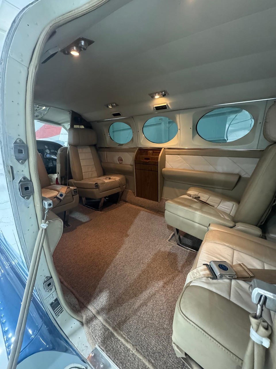 1980 Cessna 421C — photo 5