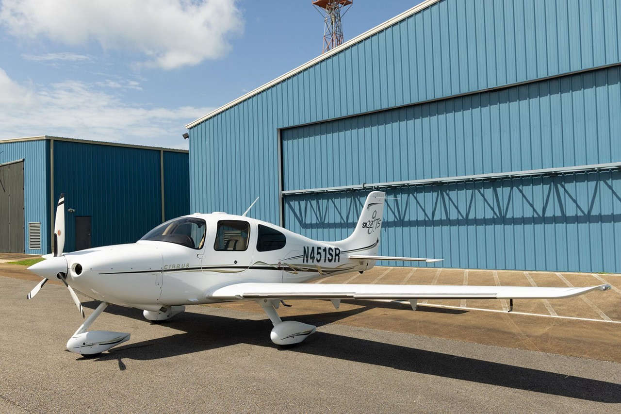 2007 Cirrus SR22-G2 — photo 2