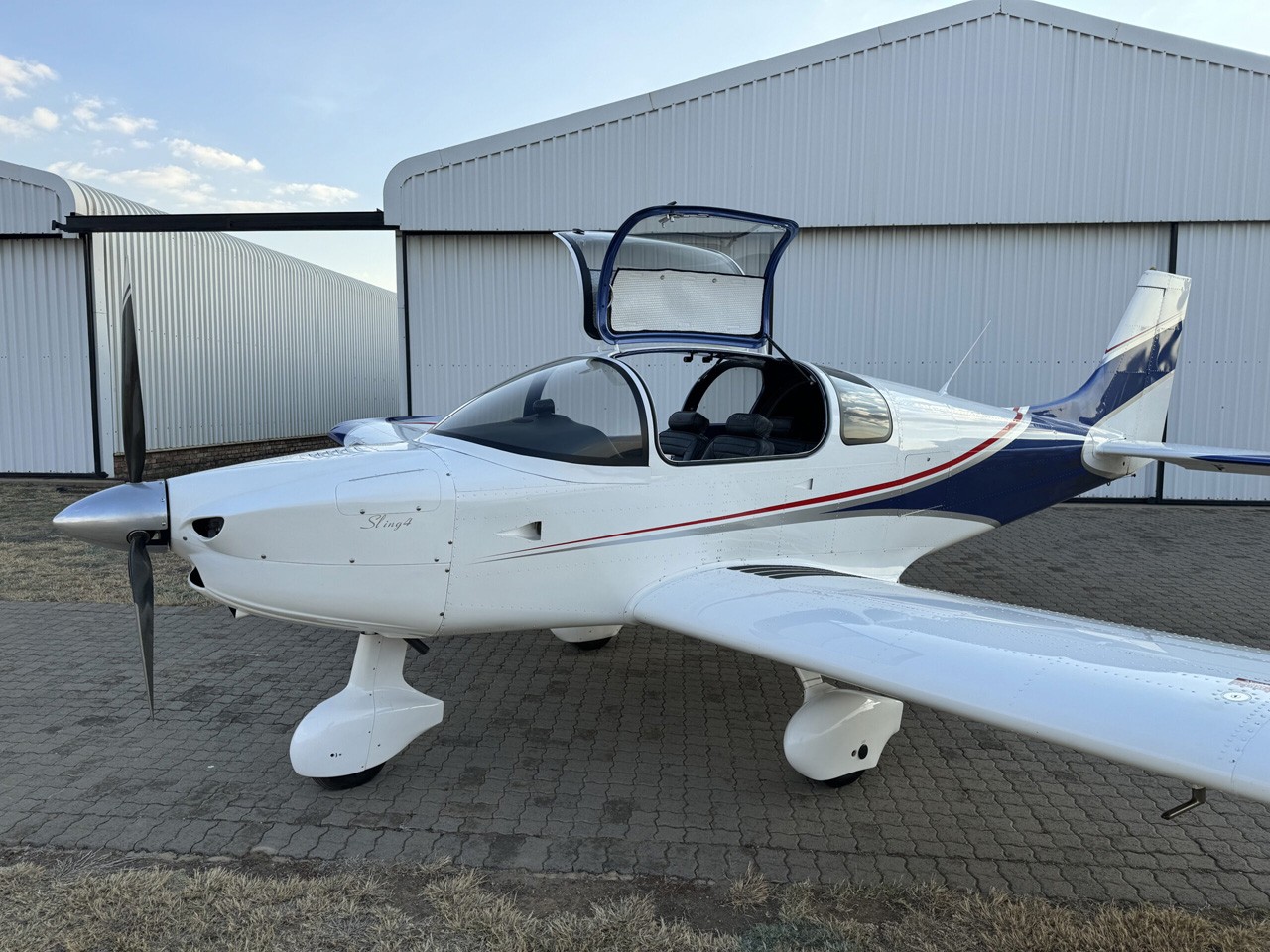 2015 Sling 4 — photo 2
