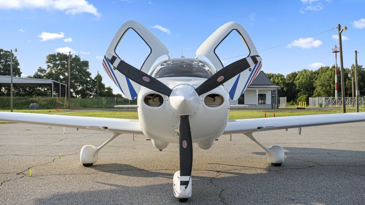 2007 Cirrus SR20-G2 — photo 4