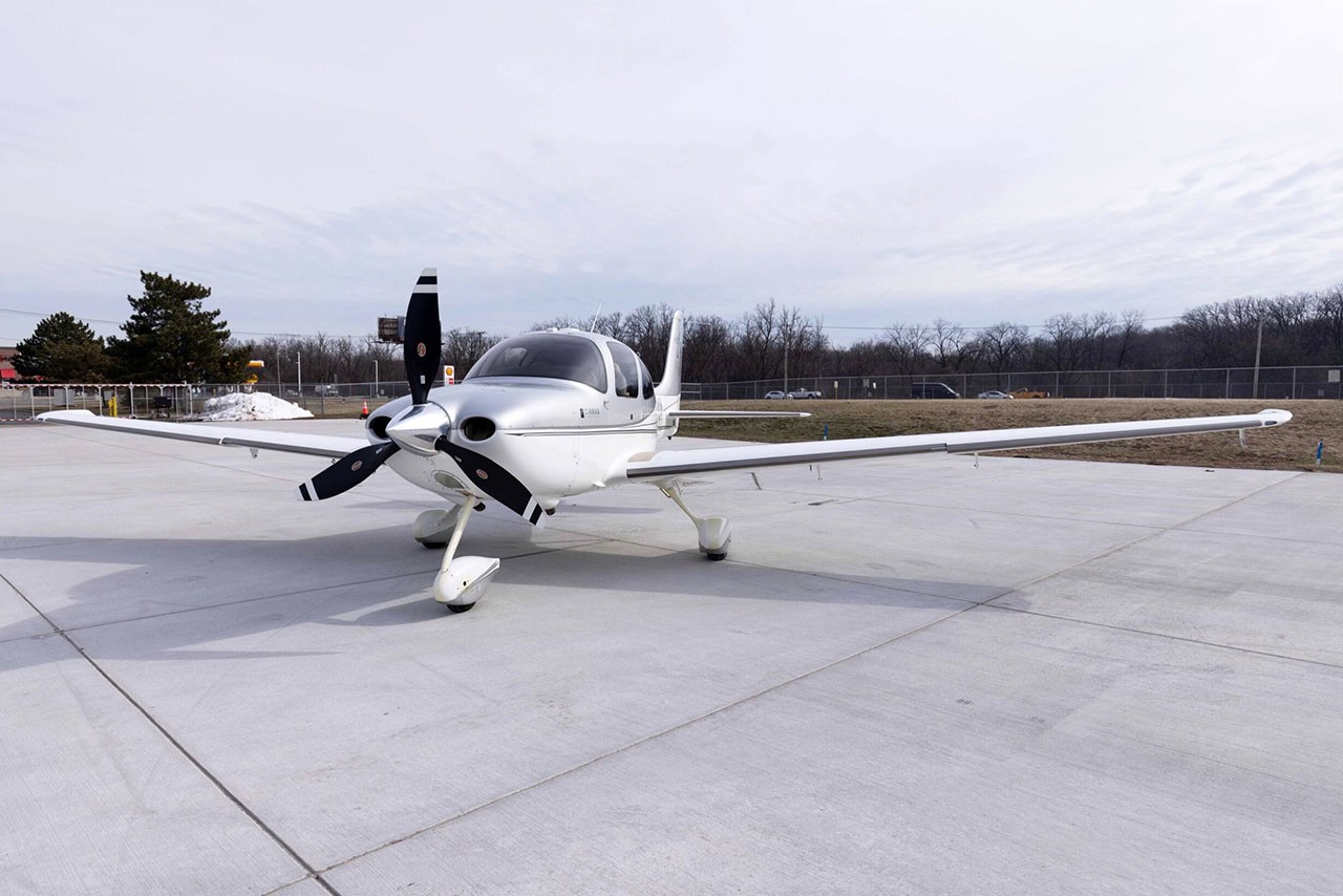 2008 Cirrus SR22-G3 — photo 3