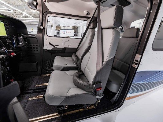 2024 Cessna 172S — photo 4