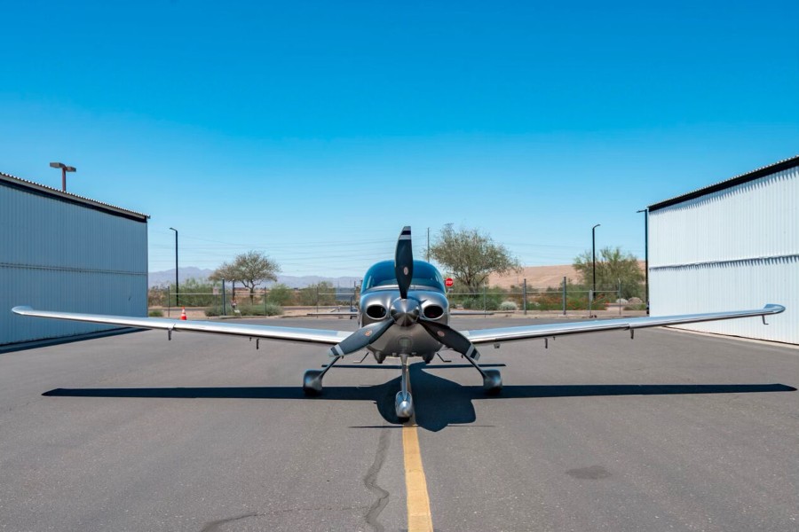 2018 Cirrus SR22T-G6 GTS (N143WW), photo 3