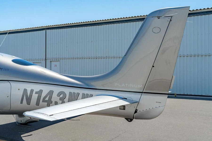 2018 Cirrus SR22T-G6 GTS (N143WW), photo 9