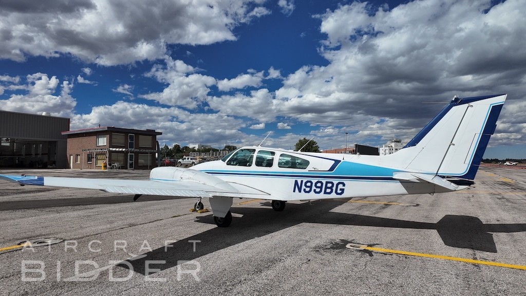 1962 Beechcraft Beech Baron A55, photo 3