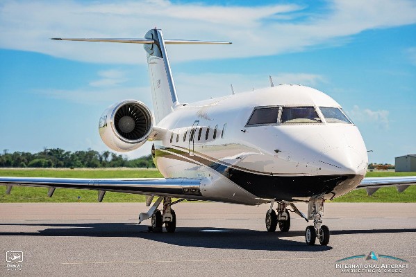 1995 Bombardier Challenger 601-3R — photo 4