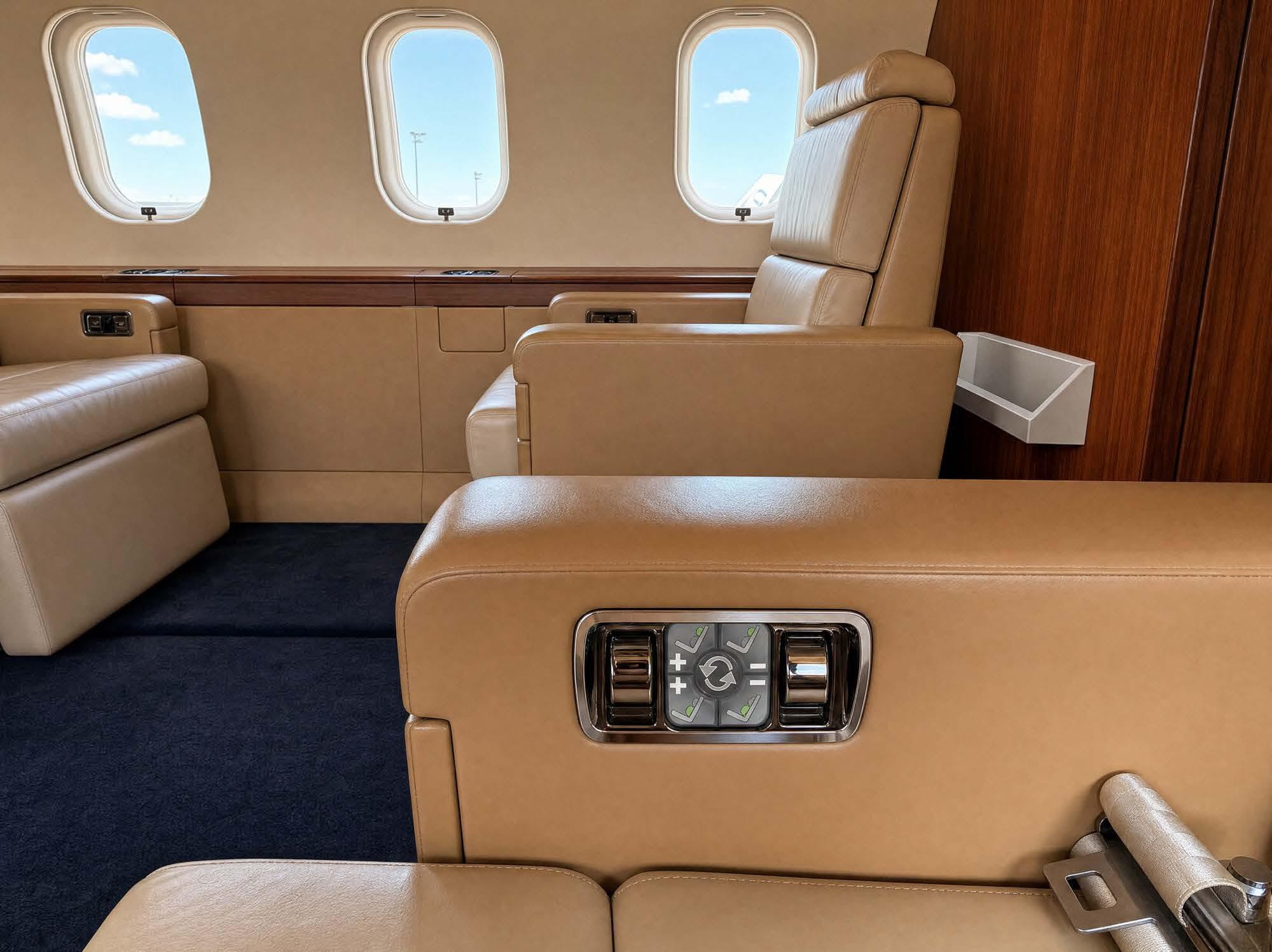 2010 Bombardier Global XRS — photo 5
