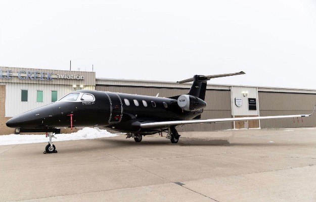 2012 Embraer Phenom 300 — photo 1