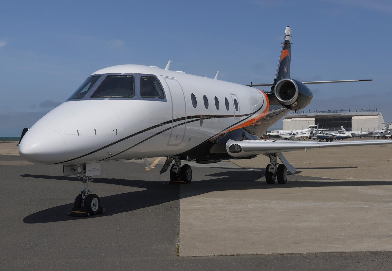 2008 Gulfstream G150 — photo 2