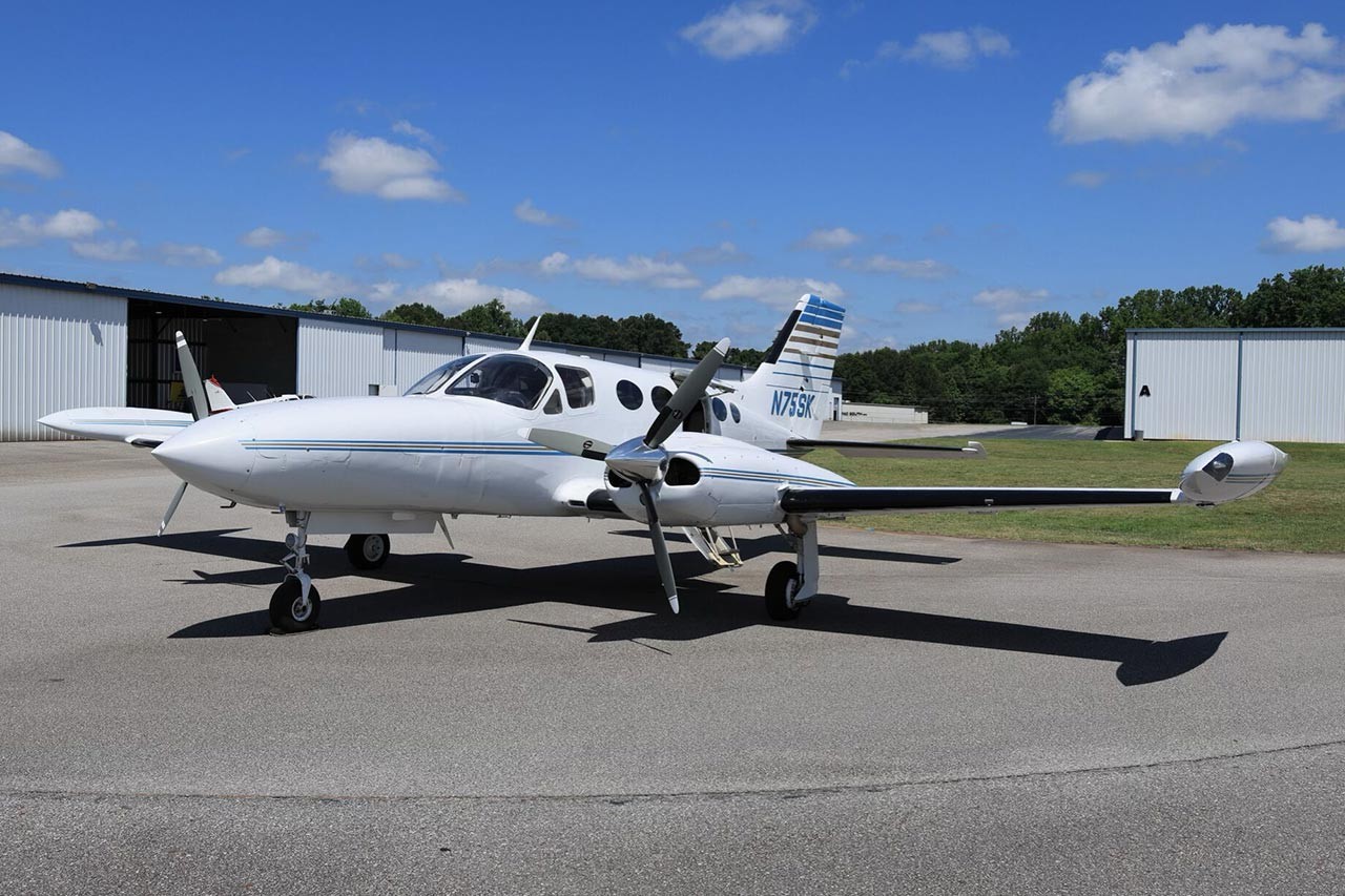 1974 Cessna 421B — photo 2