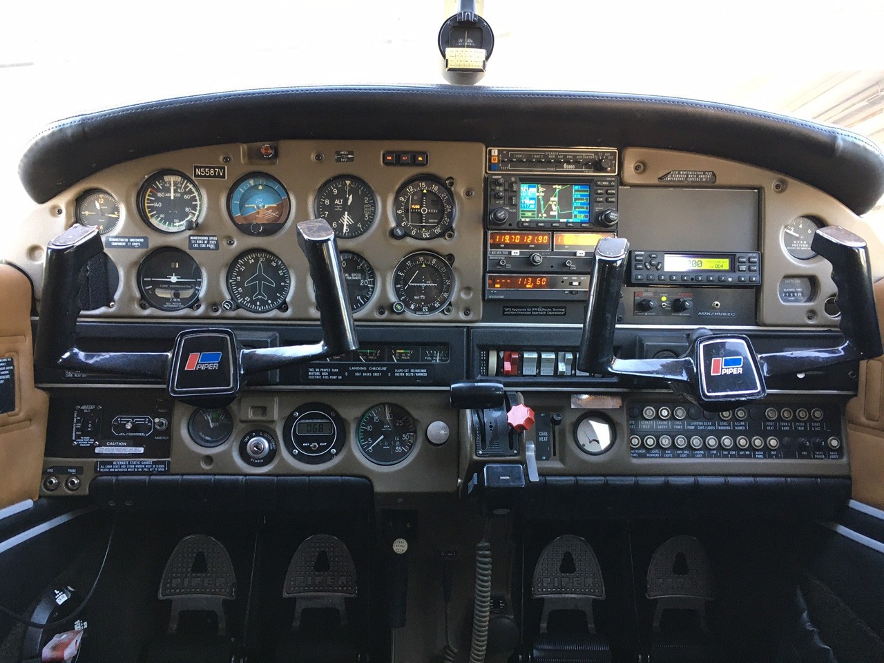 1977 Piper Warrior II — photo 5