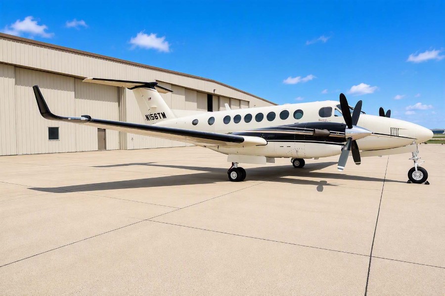 2007 Beechcraft Beech King Air 350, photo 3