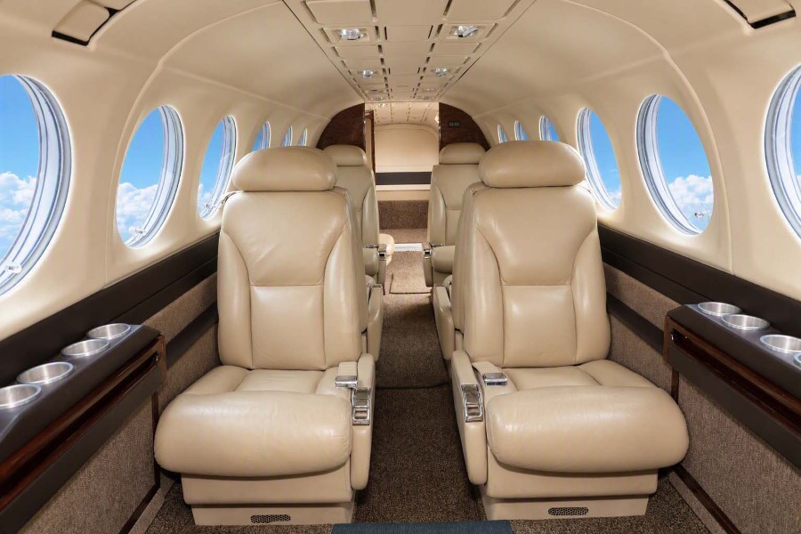 2007 Beechcraft Beech King Air 350, photo 4