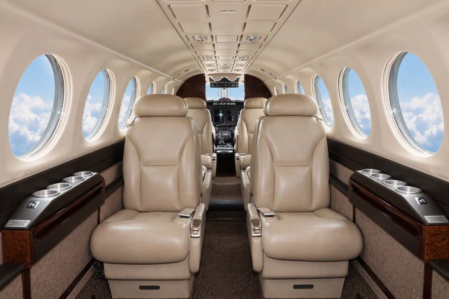 2007 Beechcraft Beech King Air 350, photo 5