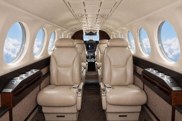 2007 Beech King Air 350 — photo 5