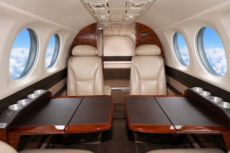 2007 Beechcraft Beech King Air 350, photo 6
