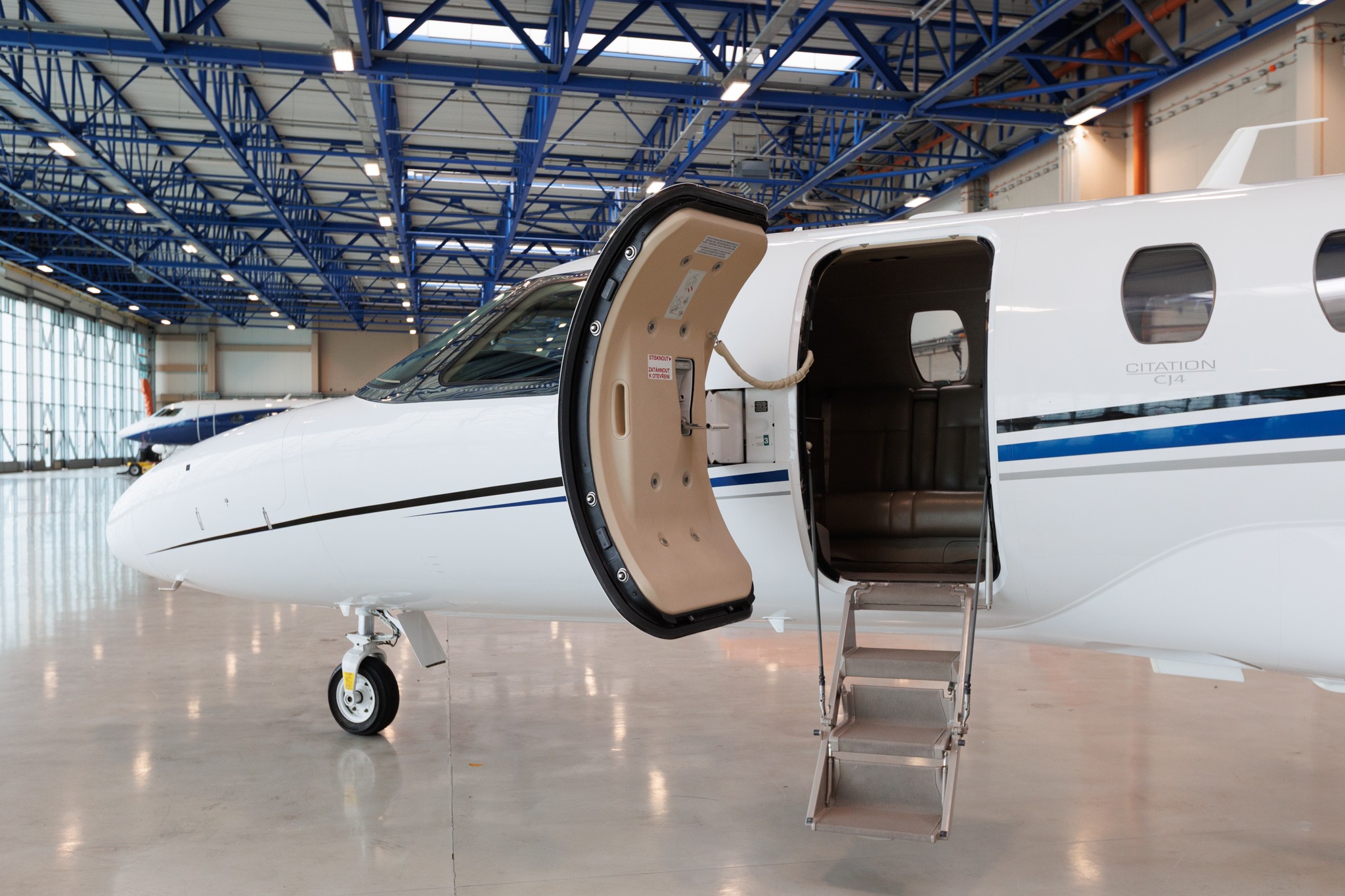 2012 Cessna Citation CJ4 — photo 2