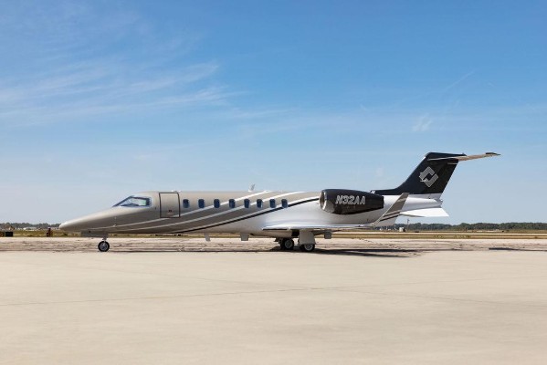 2009 Learjet 45 — photo 3
