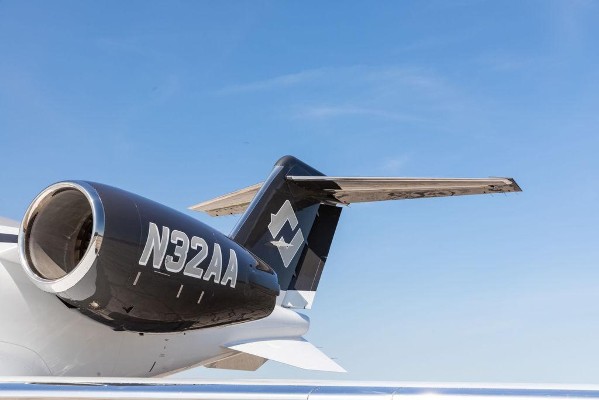 2009 Learjet 45 — photo 4