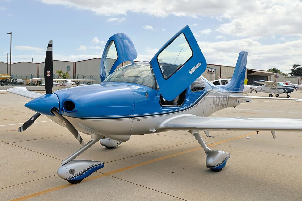 2018 Cirrus SR20 — photo 2