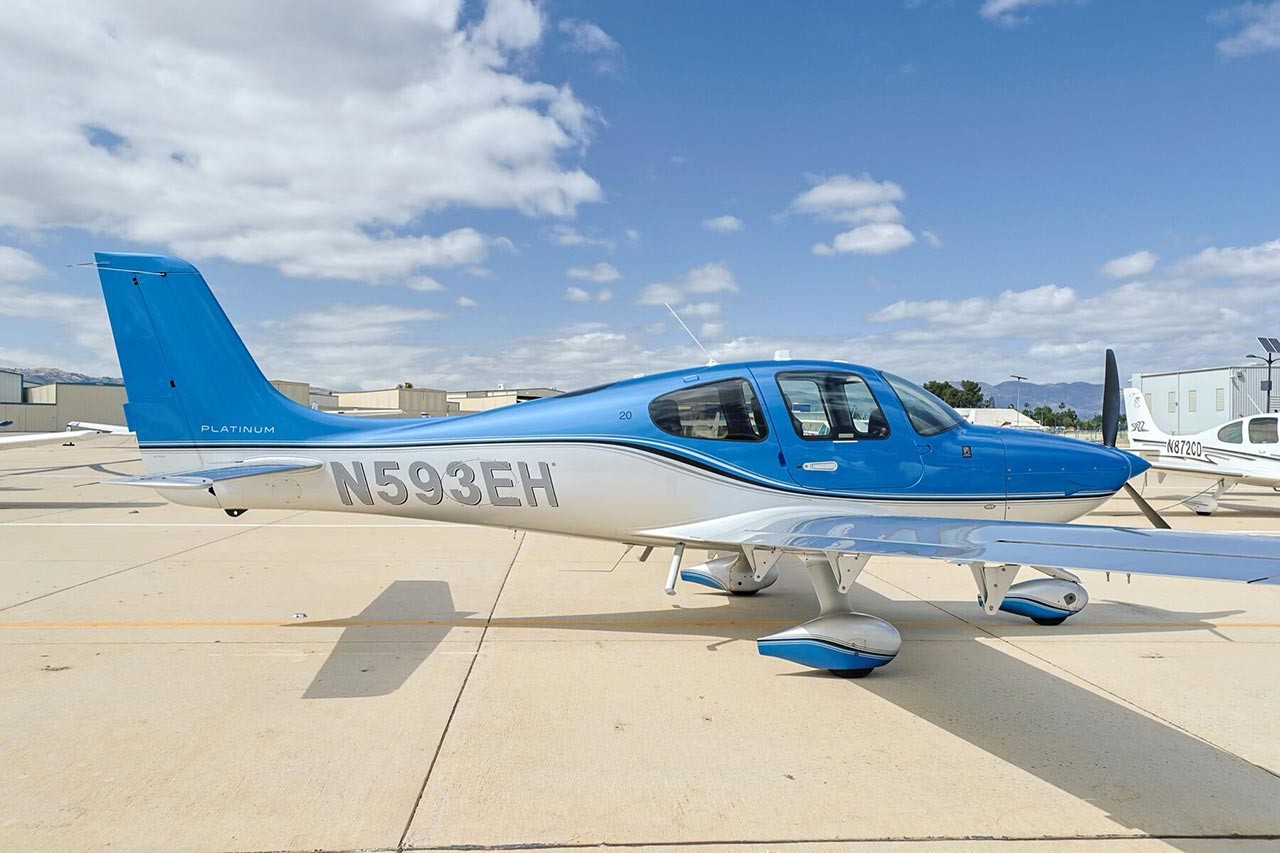 2018 Cirrus SR20 — photo 5