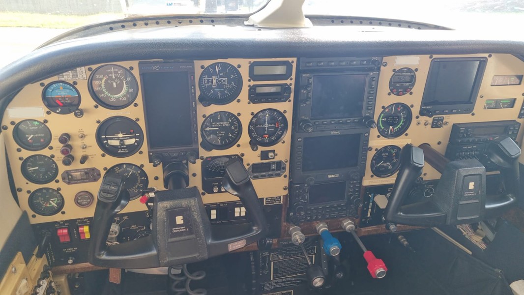 1981 Cessna P210N, photo 8