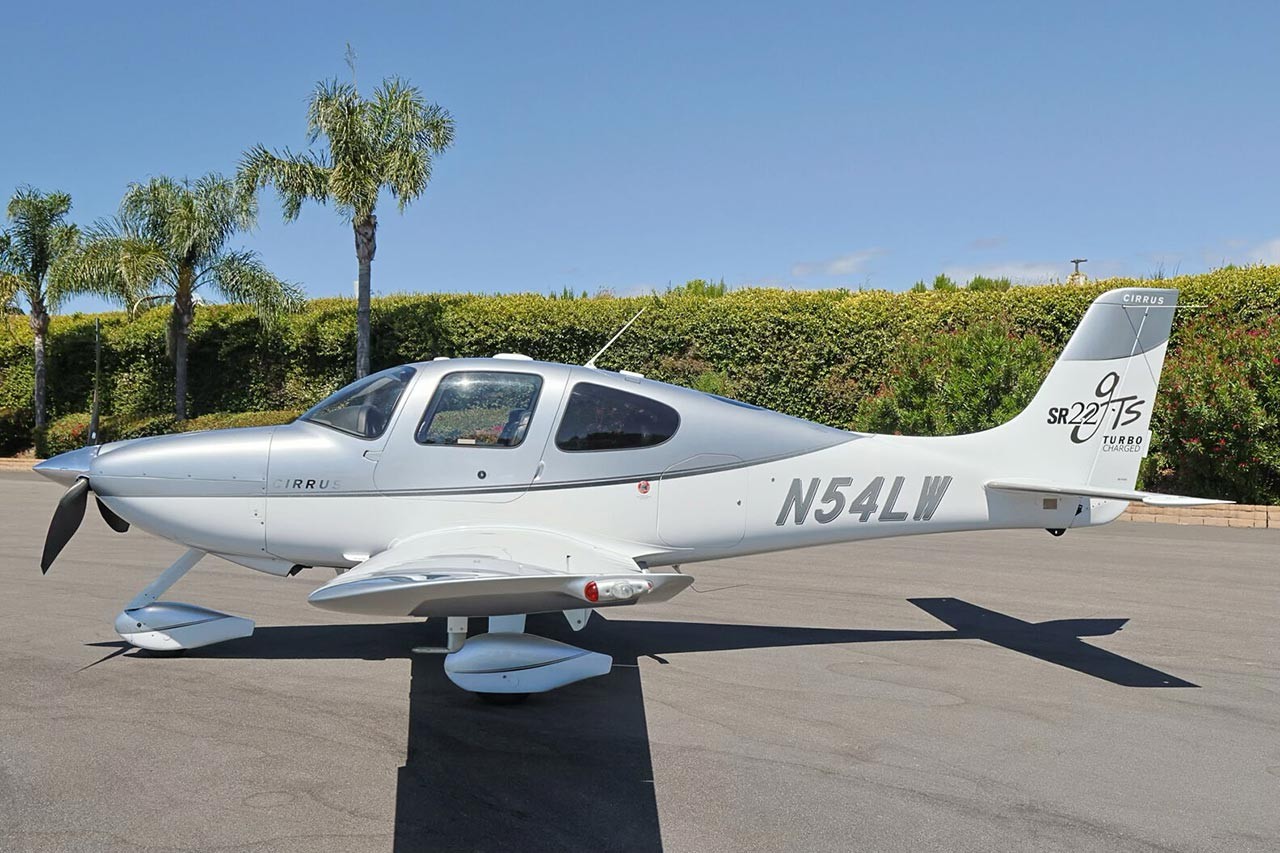 2007 Cirrus SR22-G2 — photo 1