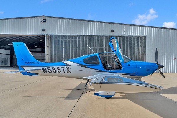 2021 Cirrus SR22T-G6 — photo 5