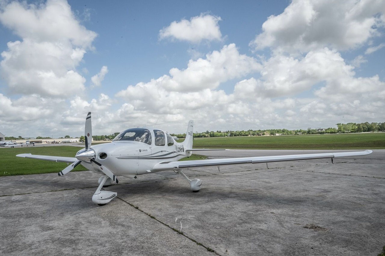 2006 Cirrus SR22-G2 — photo 2