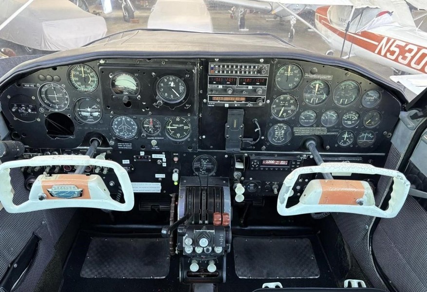 1956 Cessna 310, photo 8