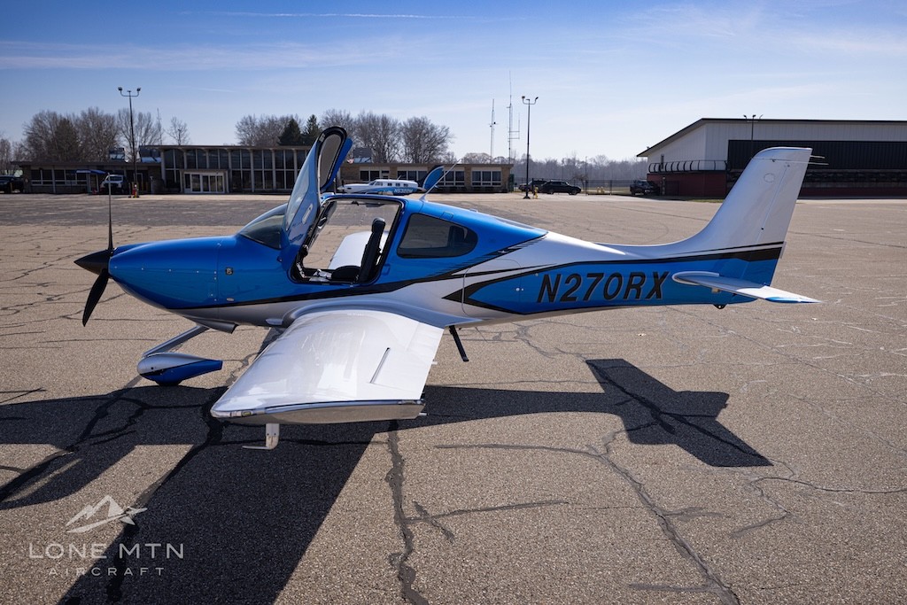 2023 Cirrus SR20 — photo 2