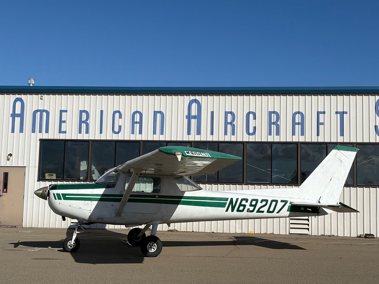 1979 Cessna 152 — photo 1