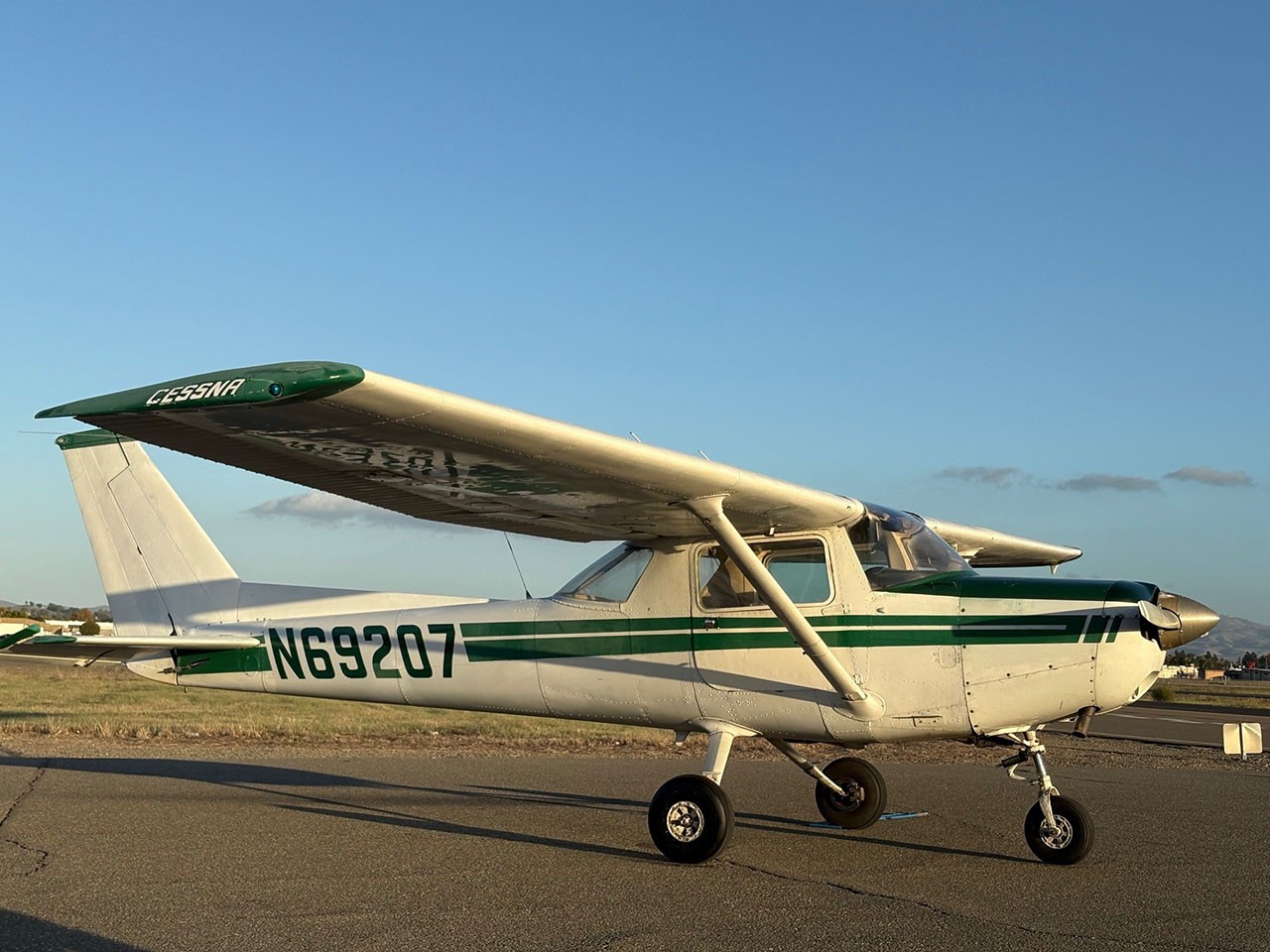 1979 Cessna 152 — photo 3