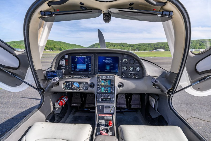 2003 Cirrus SR22 G1 (N6026K), photo 10