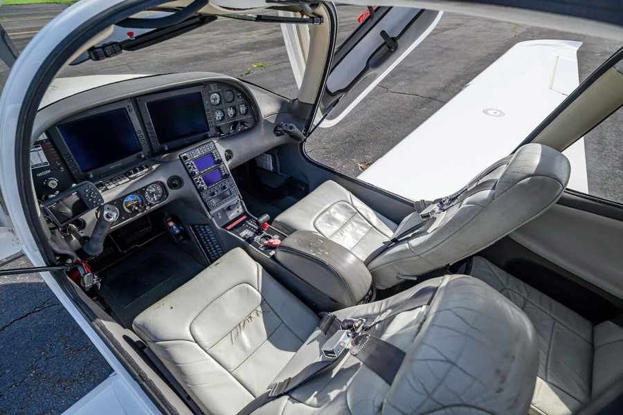 2003 Cirrus SR22 G1 (N6026K), photo 7