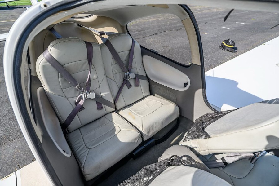 2003 Cirrus SR22 G1 (N6026K), photo 8
