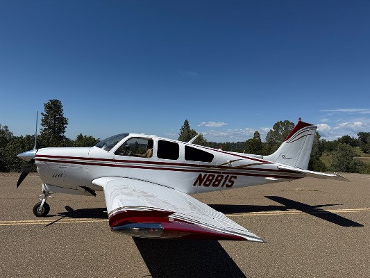 1973 Beech Bonanza F33A — photo 1