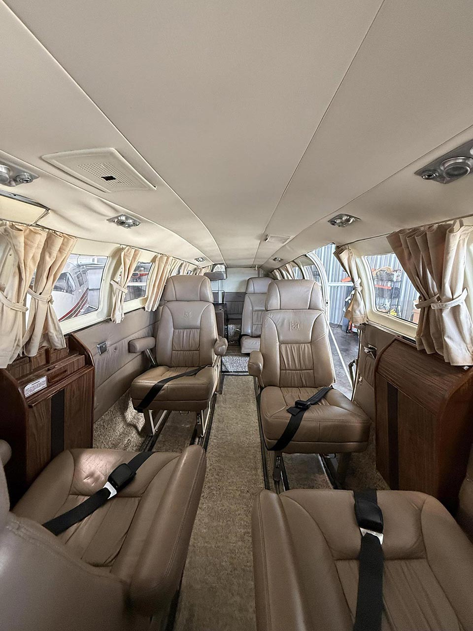 1981 Cessna 402C Business Liner — photo 5