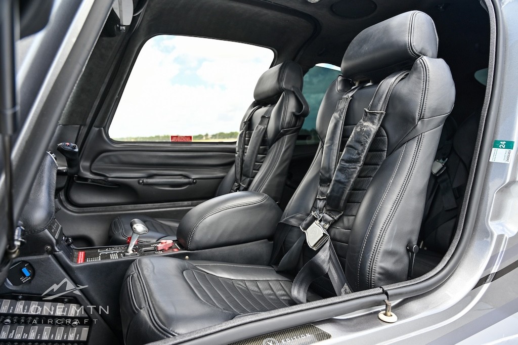 2010 Cirrus SR22-G3 — photo 5
