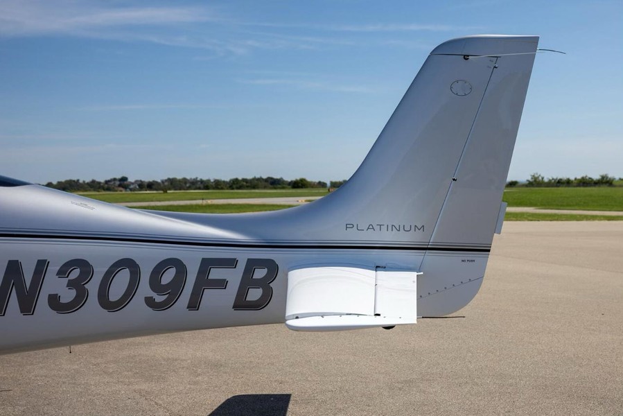 2019 Cirrus SR20 - G6 Premium, photo 6