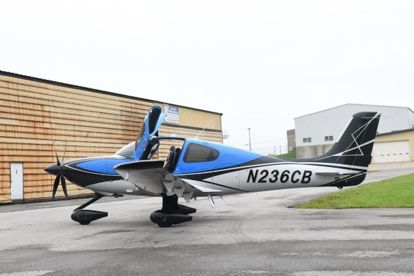 2021 Cirrus SR22T-G6 — photo 1