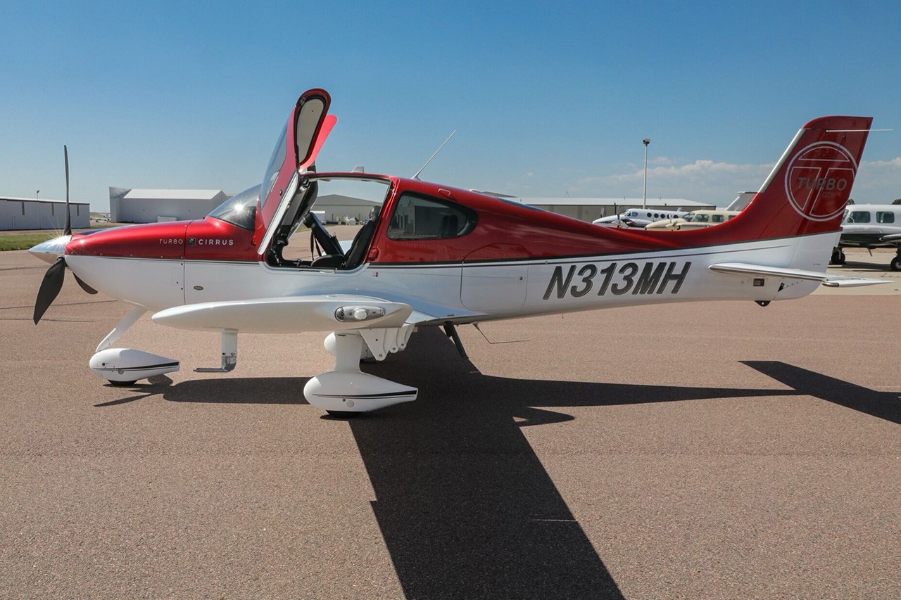 2010 Cirrus SR22-G3