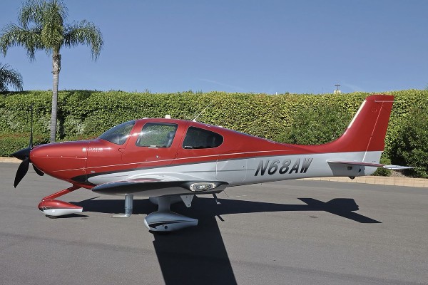 2012 Cirrus SR22T — photo 1
