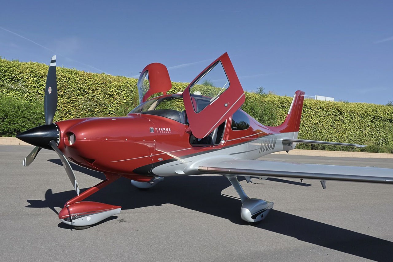 2012 Cirrus SR22T — photo 2