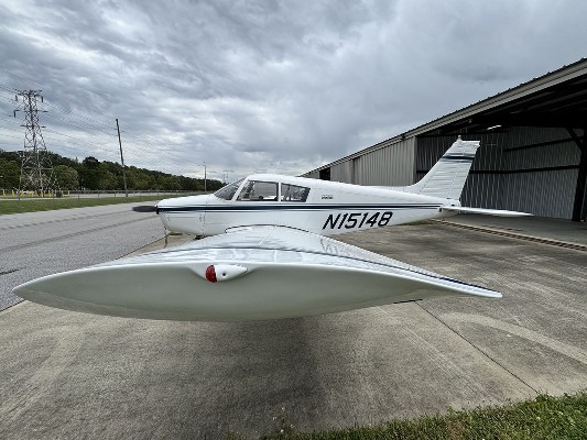 1972 Piper Cherokee 140E — photo 1