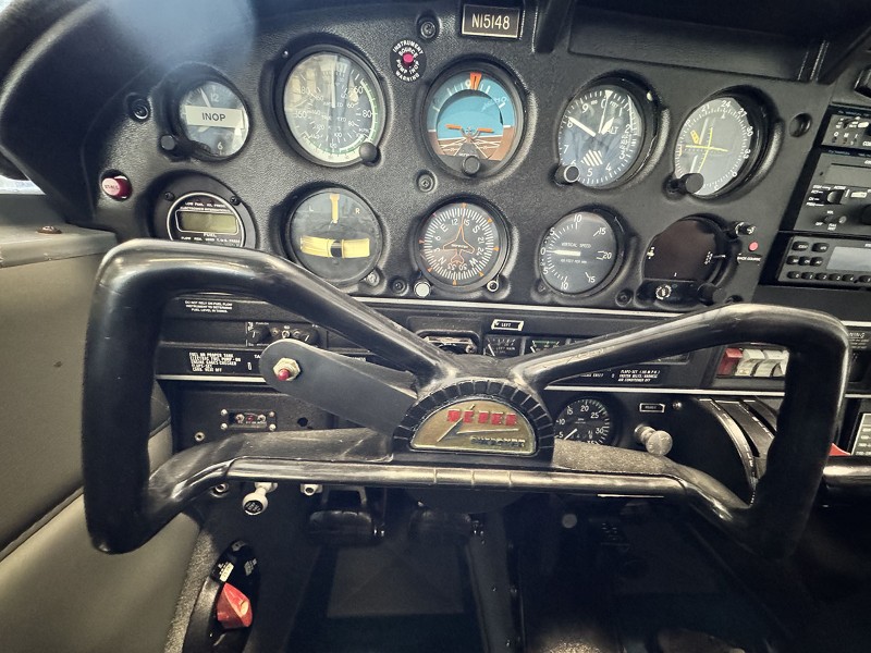 1972 Piper Cherokee 140E, photo 10